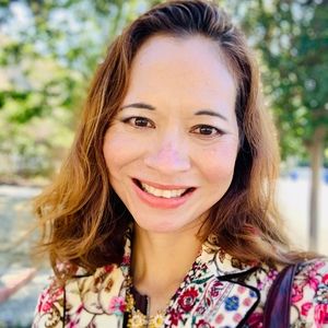 Meet your Posher, Ana